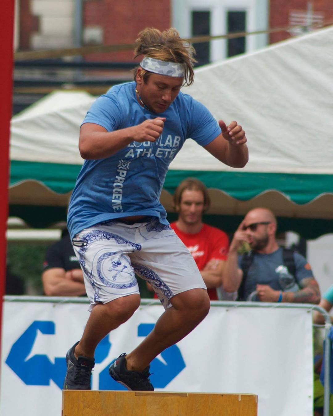 Wojtek Kosendiak during a CrossFit competition